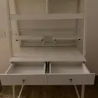 مكتبه