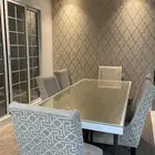طاولة طعام