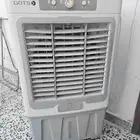 مكيف صحراوي ومروحة