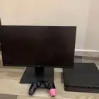 سوني فور للبيع مع شاشه