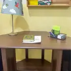 مكتب للدراسه من ايكيا اللون بني