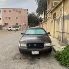 فورد فكتوريا 2003