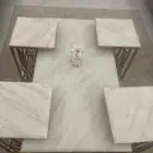 طاولة ضيوف
