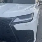 لكزس lx 600-2025 اف سبورت ماشي 26 الف اول مالك