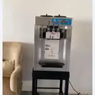 تأجير الة ايس كريم