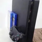 سوني 4 نظيف غير مفكوك معى 13 اشرطه يد جديده بكرتونها