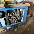 مولد كهرباء ولحام. وكمبريصر