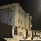 شقة دور ارضي مداخل مستقلة للايجار - خميس مشيط الجامعيين