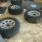جنوط سييرا مع الأكواب
