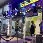 افتتاحات محلات وشاشات إعلانية