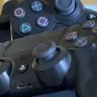 عدد2يدات سوني اصليه مافيها شي