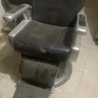كراسي حلاقة عدد 2 استخدام كم شهر نظاف