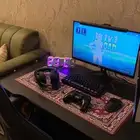 سوني 5 مع كيبورد وشاشه وضاءه وساعه وطاوله وكرسي .. للتفاصيل
