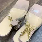 كعب نسائي جميل