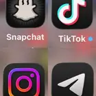 فك حظر تطبيقات تواصل الاجتماعي