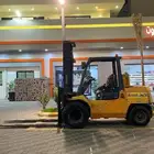 للإيجار رافعة شوكية 5طن.