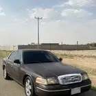 فورد فكتوريا 2006