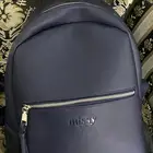 شنطة ظهر جلد فخمه ونظيفه
