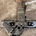 جنبيه حك زراف