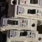 قواطع كهربا مستعمله مظيفه