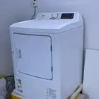 مجفف ملابس 12 كيلو شبه جديد ضمانه موجوده