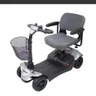 سكوتر مريح لمن هم ذوي الاحتياجات الخاصه