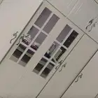 دولاب كبير وثلاث سراير نفر ونص