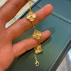 اسوارة فان كليف خمس وردات