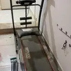سير شبه جديد شغال ونضيف مع شداد قوى