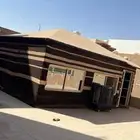 جديد ونظيف وعلى الشرط وقابل للفحص