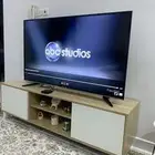 طاولة تلفزيون