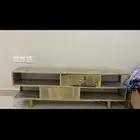 طاولة تلفزيون