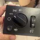 مفتاح الاضائه الداخلي للجموس