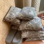 مخاد للبيع