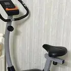 دراجه رياضيه شبه جديد للبيع. جازان