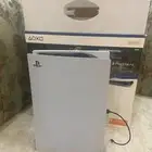 سوني 5 للبيع معه يد وكرتونه نضيف لن يتم البيع لاقل من 1400