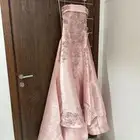 فستان للبيع لبس وحده مرا فقط