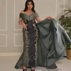 فستان مستعمل فخم جدا للبيع جده