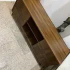 طاوله تلفزيون جديده لم تستخدم البيع لنقل خارج المنطقه