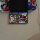 سوني 4 سليم نظيف مع يد وشريطين