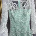 مصممه وخياطه فساتين