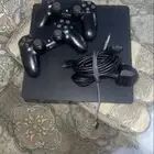سوني فور نظيف معى العاب و يدين