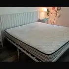 سرير من ايكيا ومرتبه