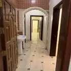 للإيجار بالكامل (معرض.عمارة) كمستوصف عيادات او سكن شركات