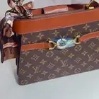 شنط ماركات منوعه (عرض لفتره محدوووده   )