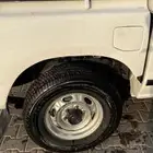 2015 معنا من الوكاله ماشيه 300 نظيفة الرفرف الايمن الخلفي