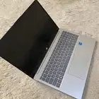 جهاز محمول شبه جديد للليع