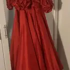 فستان مناسبات فخم ونظيف