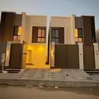 للبيع فيلا منفصل في حي الشعله مقابل حديقه