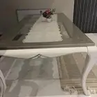 بوفيه كامل بطاولة طعام